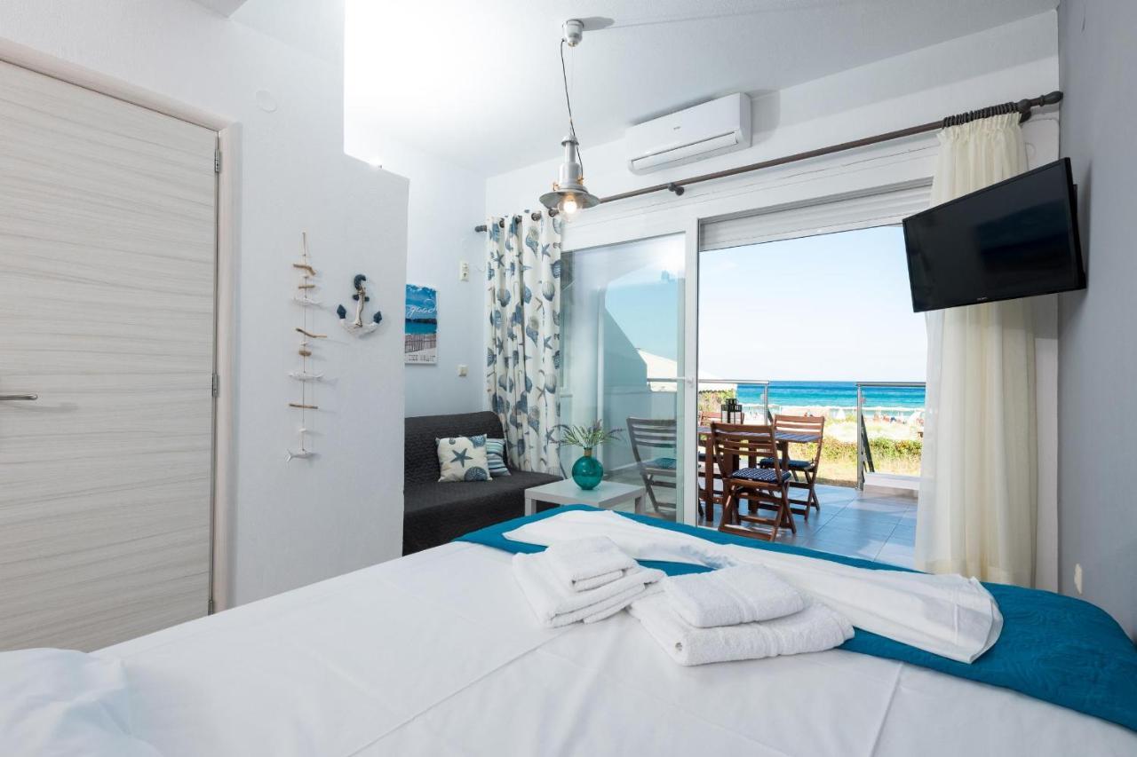Artemis Beach Apartments Chrysi Ammoudia ภายนอก รูปภาพ